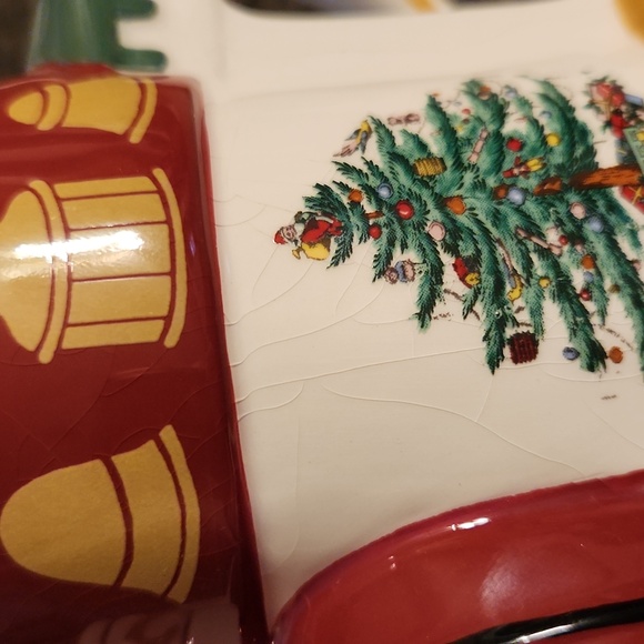 2002 Spode Christmas tree village train mug - Picture 6 of 7